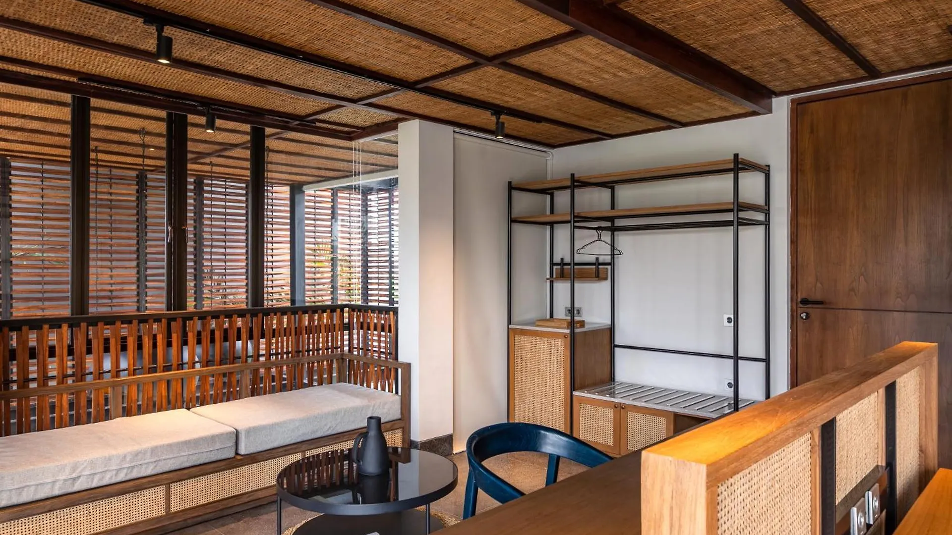 The Hollow Canggu By Bali Prime Hospitality Villa